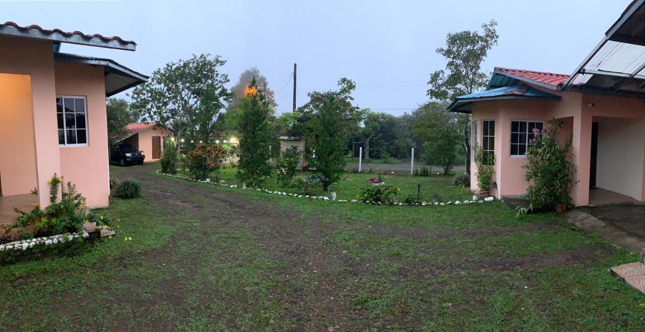 Linda Vista Cabins 下博克特 外观 照片